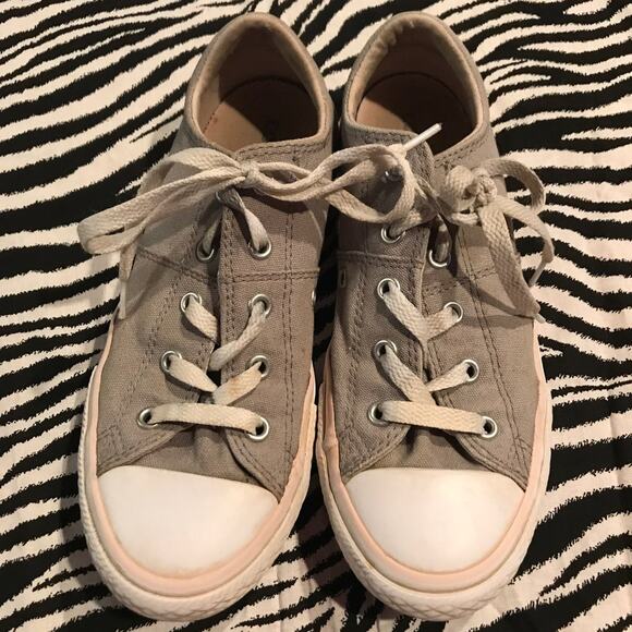 converse size 3 - Picture 1 of 7